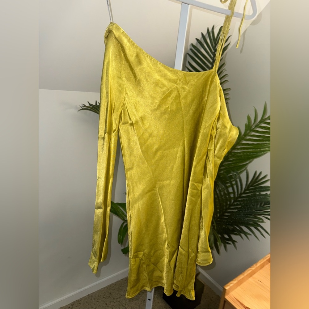 Shona‎ Joy Sofia Asymmetrical Long Sleeve Mini Dress – Lime size US 0 - Picture 7 of 8